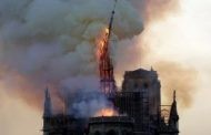 Nhà thờ Đức Bà Paris bị cháy: ĐTGM Giuse Nguyễn Chí Linh hiệp thông với Giáo Hội Pháp