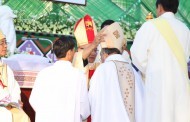 Thánh lễ Tấn phong Giám mục Giáo phận Kontum – Đức Cha Aloisio NGUYỄN HÙNG VỊ