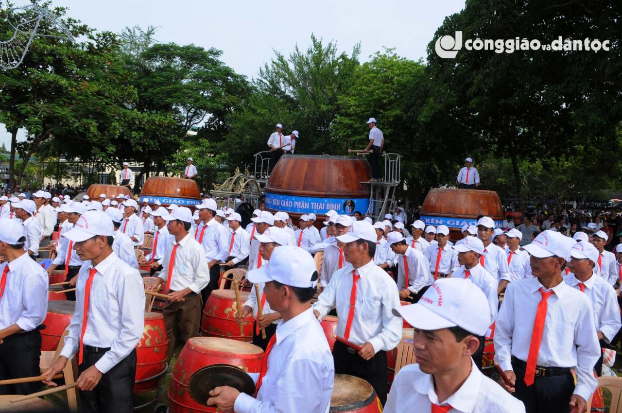 Ket thuc Dai hoi hanh huong La Vang lan thu 31