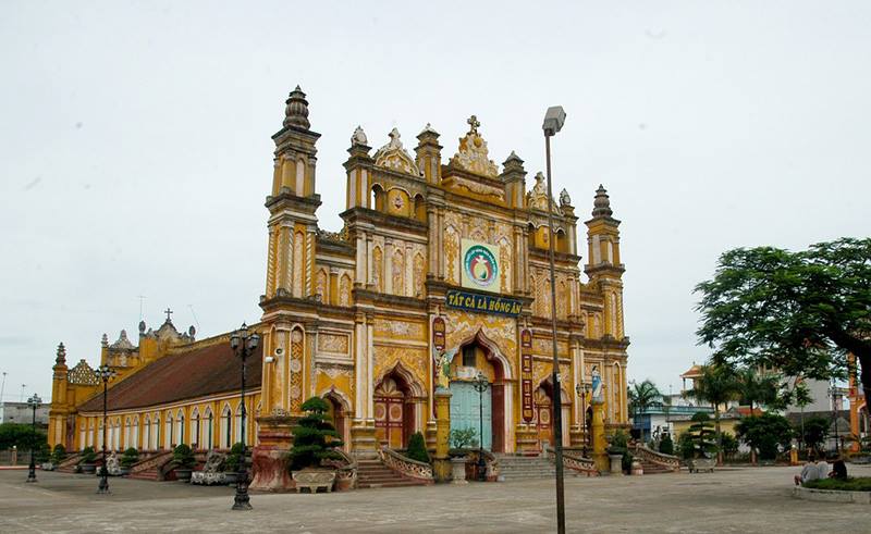 Cháy nhà thờ Trung Lao, Cháy ở Nam Định, Cháy nhà thờ